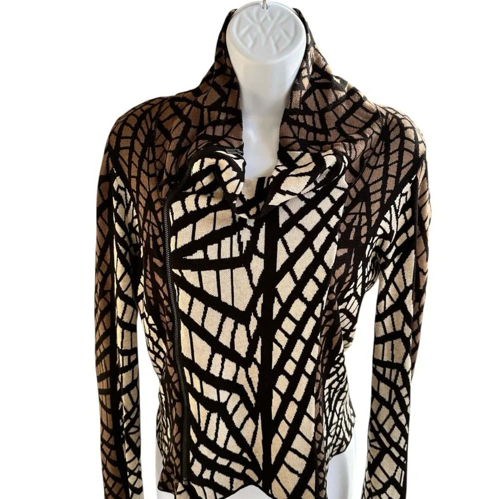 BCBGMaxAzria Abstract Pattern Silk and Wool Blend Sweater Jacket - Picture 7 of 13